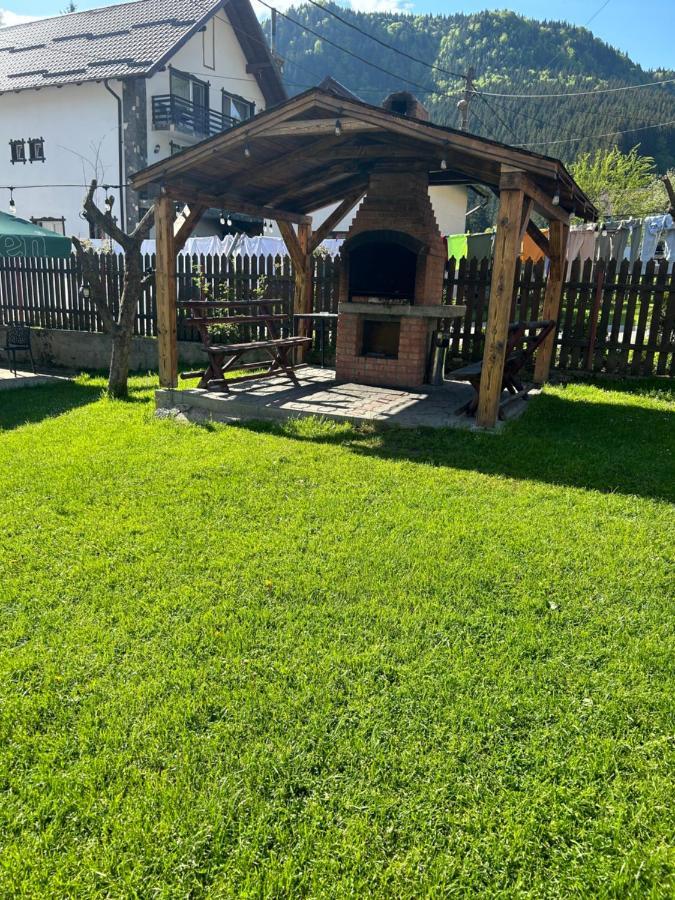 Casa Mia Hotell Moeciu De Sus Eksteriør bilde