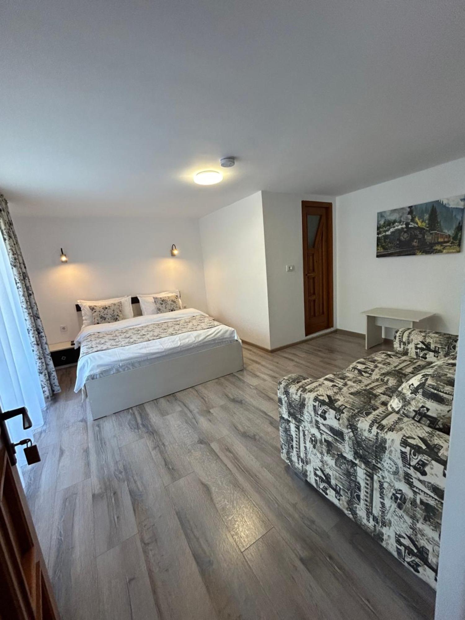 Casa Mia Hotell Moeciu De Sus Eksteriør bilde
