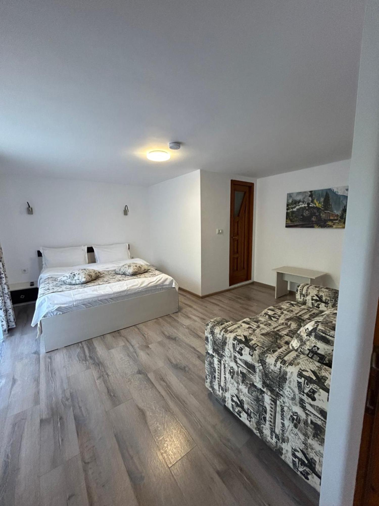 Casa Mia Hotell Moeciu De Sus Eksteriør bilde